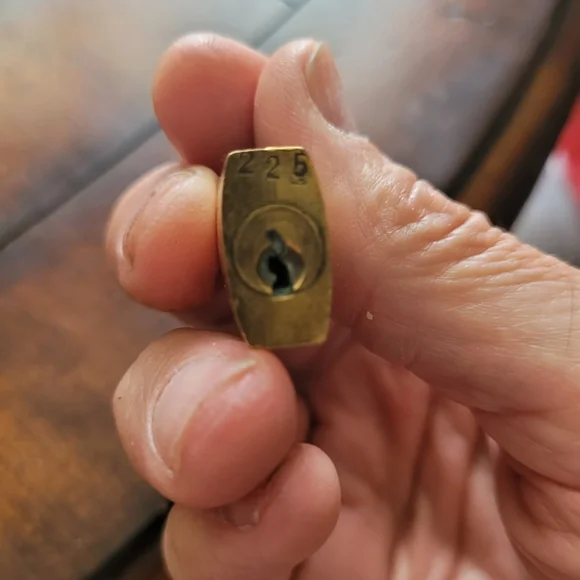 Louis Vuitton Lock W/out Key - Picture 2 of 3